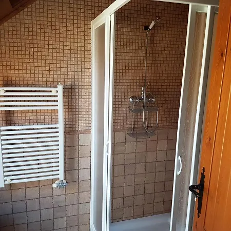 דירה Family Attic Esterri