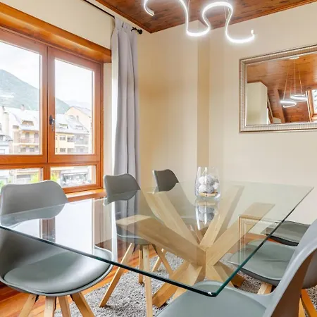 Apartment Family Attic Esterri *