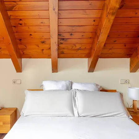 Apartment Family Attic Esterri *